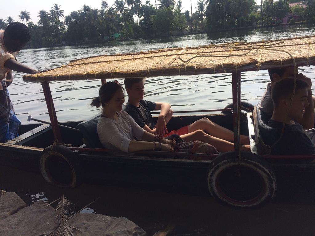 Thoms Beach Homestay Alappuzha Eksteriør bilde