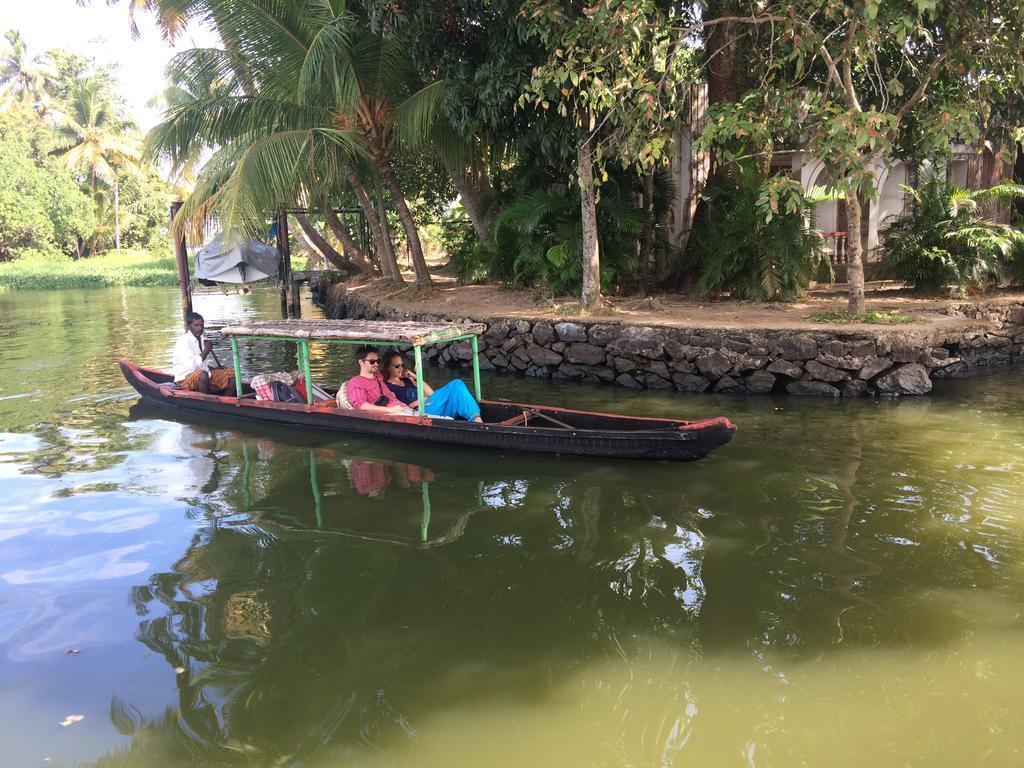 Thoms Beach Homestay Alappuzha Eksteriør bilde